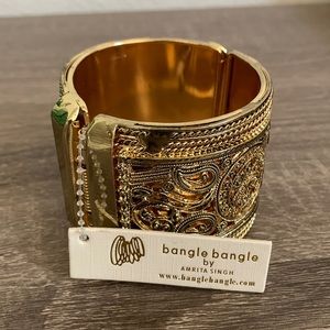 Amrita Singh vintage gold tone cuff bracelet